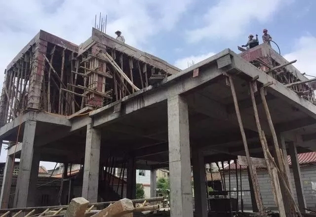 農(nóng)村建房哪種結(jié)構(gòu)更抗震？影響房子抗震的原因有哪些？